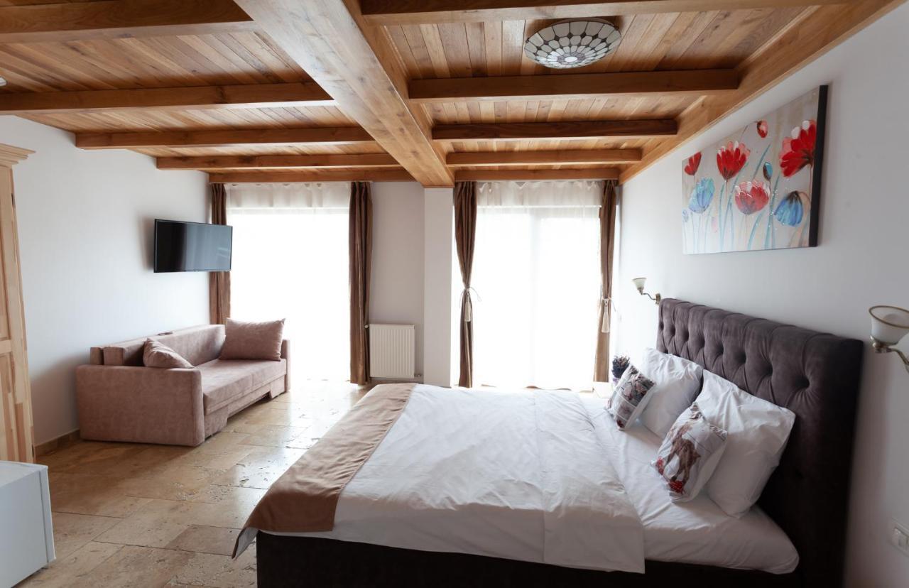 Casa Belcin Spa&Retreat Busteni Bagian luar foto