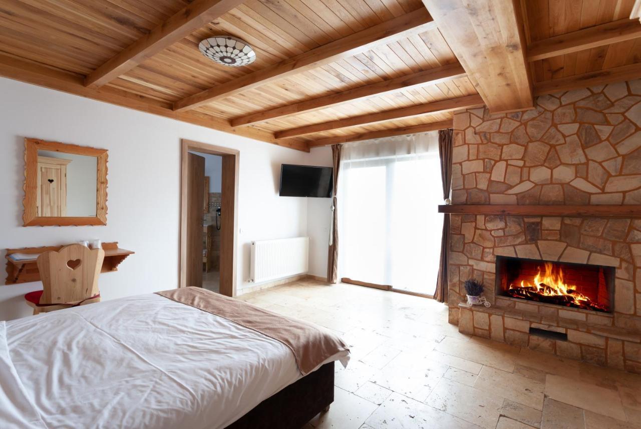 Casa Belcin Spa&Retreat Busteni Bagian luar foto